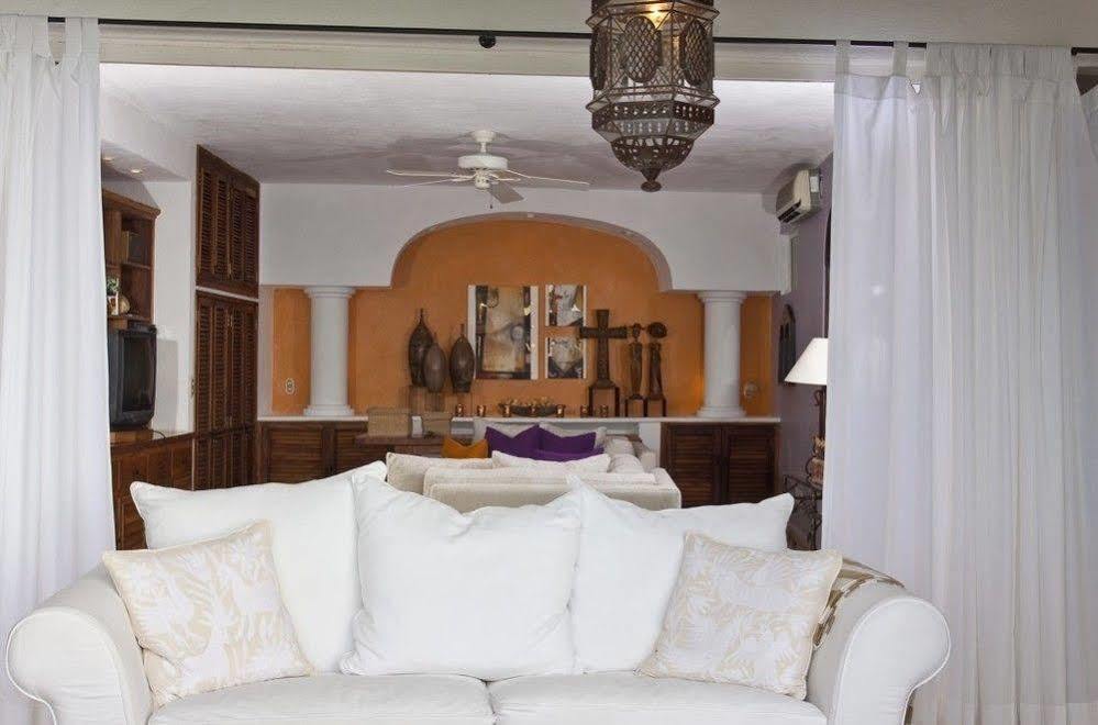 Casa Louisa Hotel Puerto Vallarta Exterior photo